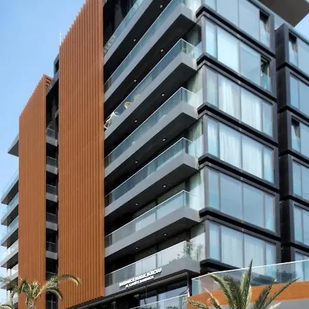 Brand New W/ Rooftop Pool In The Heart Of Kyrenia Kyrenia (Northern Cyprus)